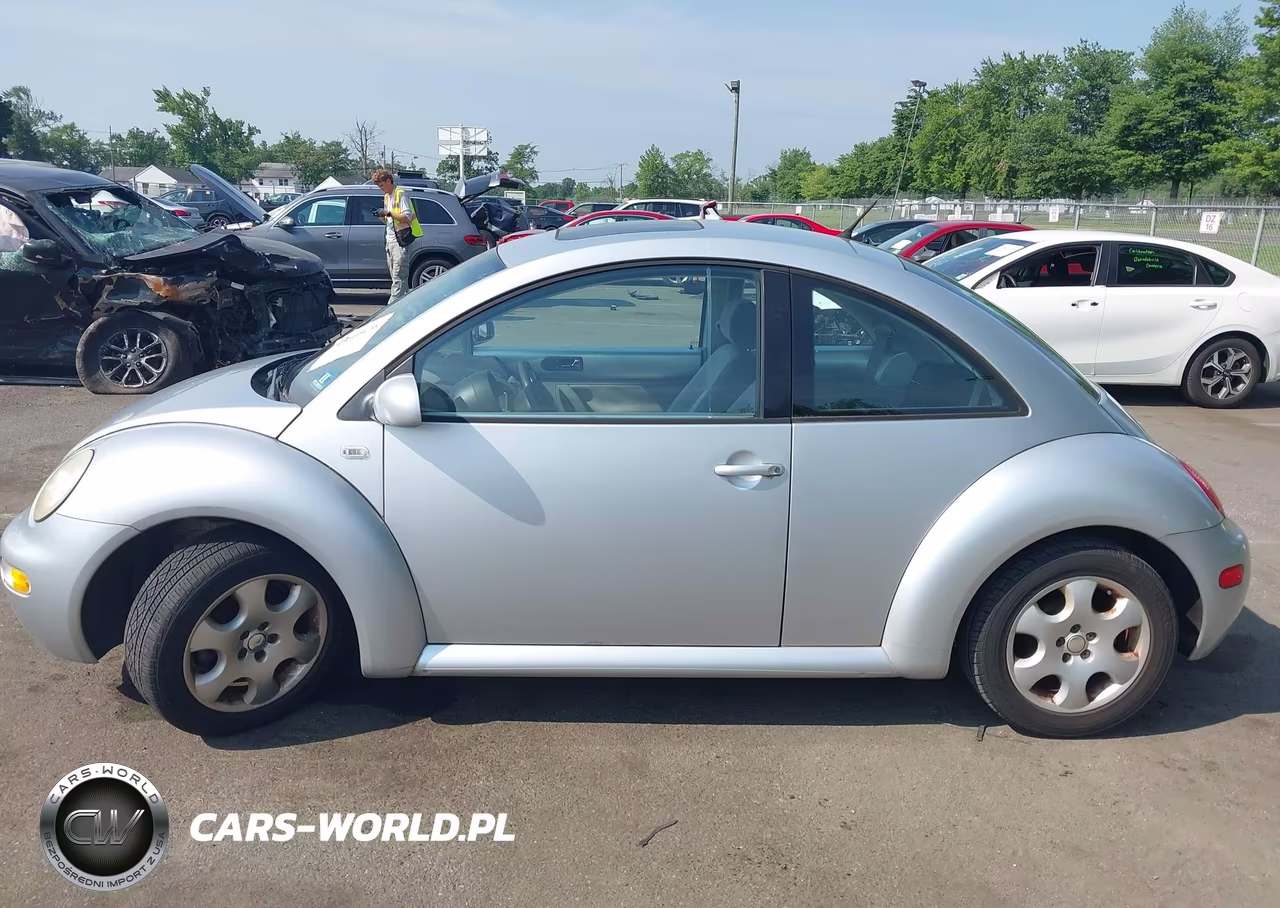 2003 Volkswagen New Beetle Gls 2.0L VIN:3VWCK21CX3M409553 - 14