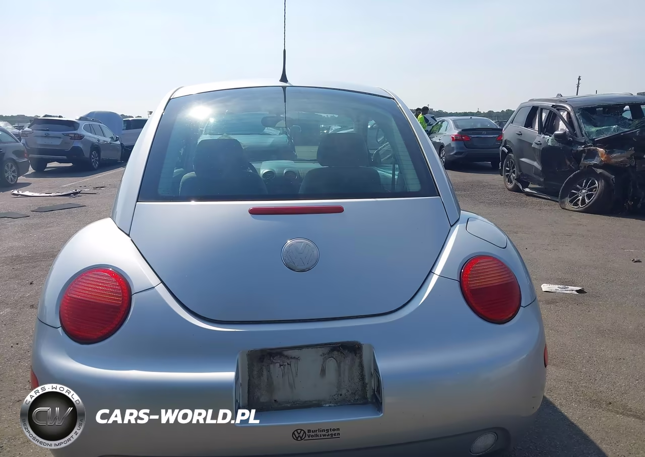 2003 Volkswagen New Beetle Gls 2.0L VIN:3VWCK21CX3M409553 - 16