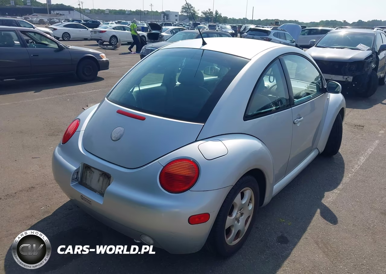2003 Volkswagen New Beetle Gls 2.0L VIN:3VWCK21CX3M409553 - 4