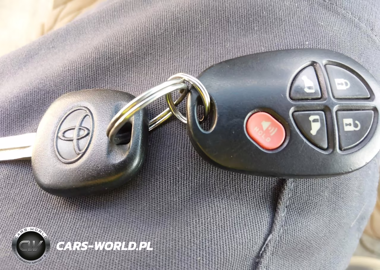 2007 Toyota Sienna Le VIN:5TDZK23C97S085138 - 11