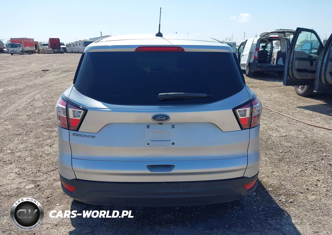 2018 Ford Escape S VIN:1FMCU0F71JUD08399 - 16