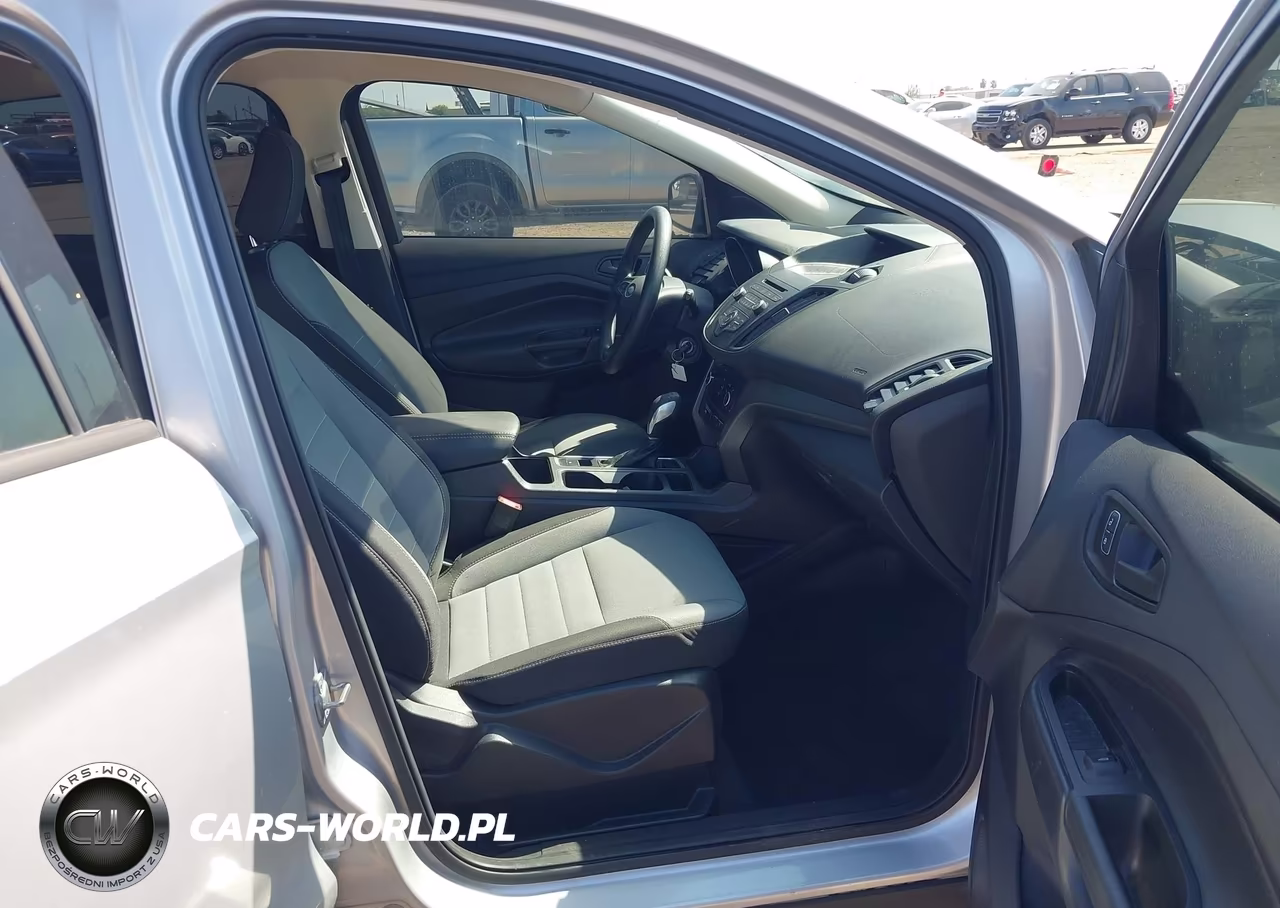 2018 Ford Escape S VIN:1FMCU0F71JUD08399 - 5