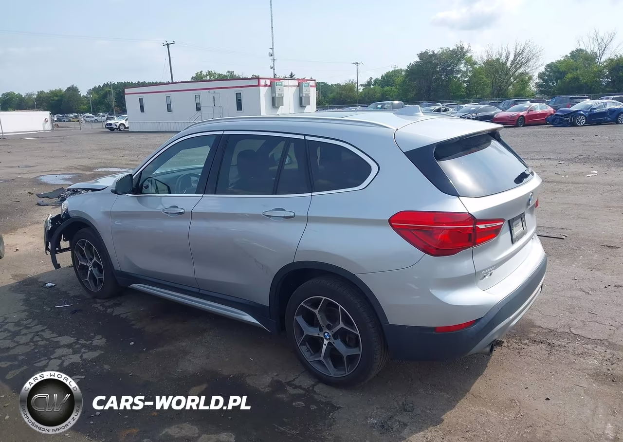 2018 BMW X1 xDrive28I VIN:WBXHT3C32J3H32864 - 3