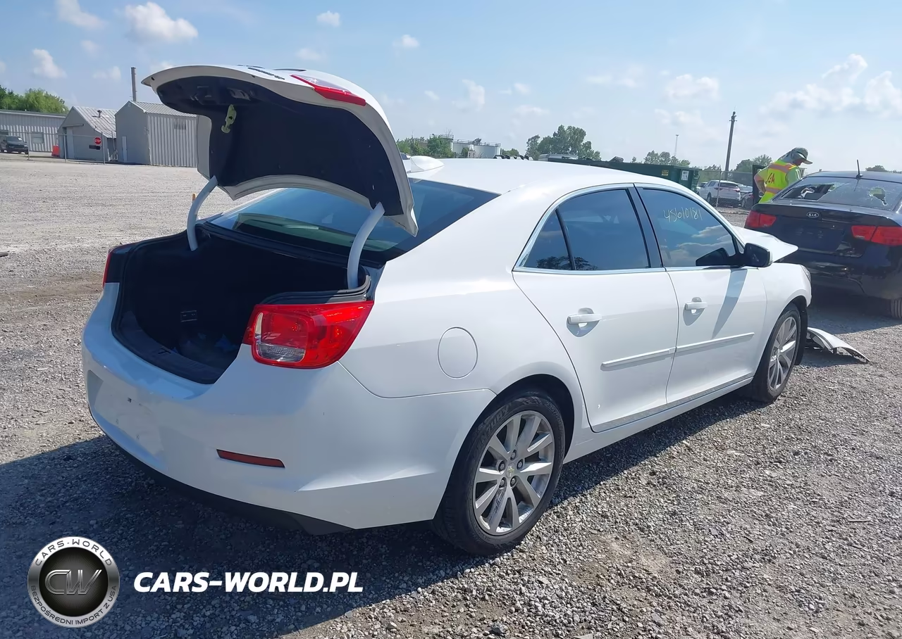 2015 Chevrolet Malibu 2Lt VIN:1G11D5SL1FU117982 - 4