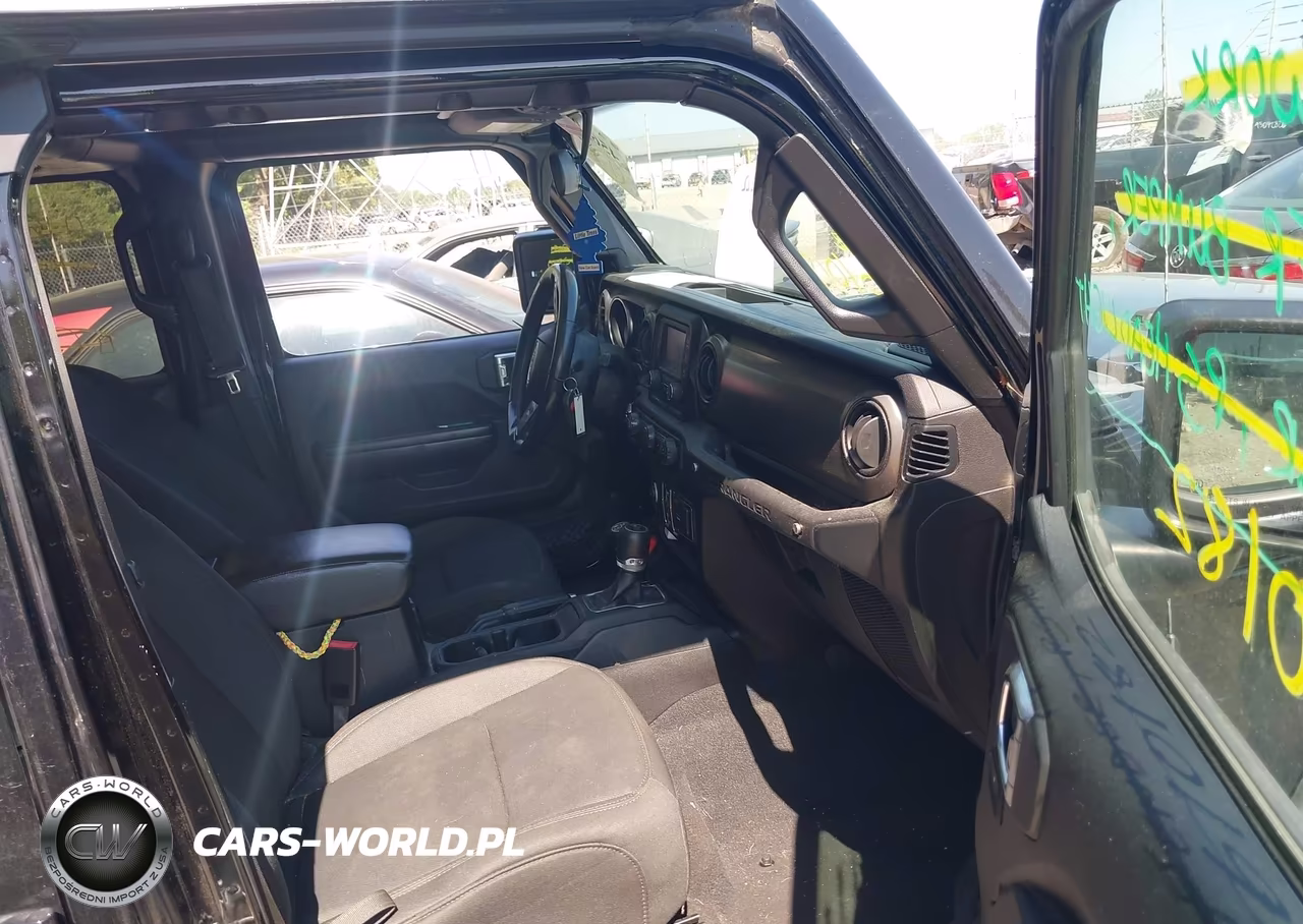 2020 Jeep Wrangler Unlimited Sport S 4X4 VIN:1C4HJXDN4LW165047 - 5