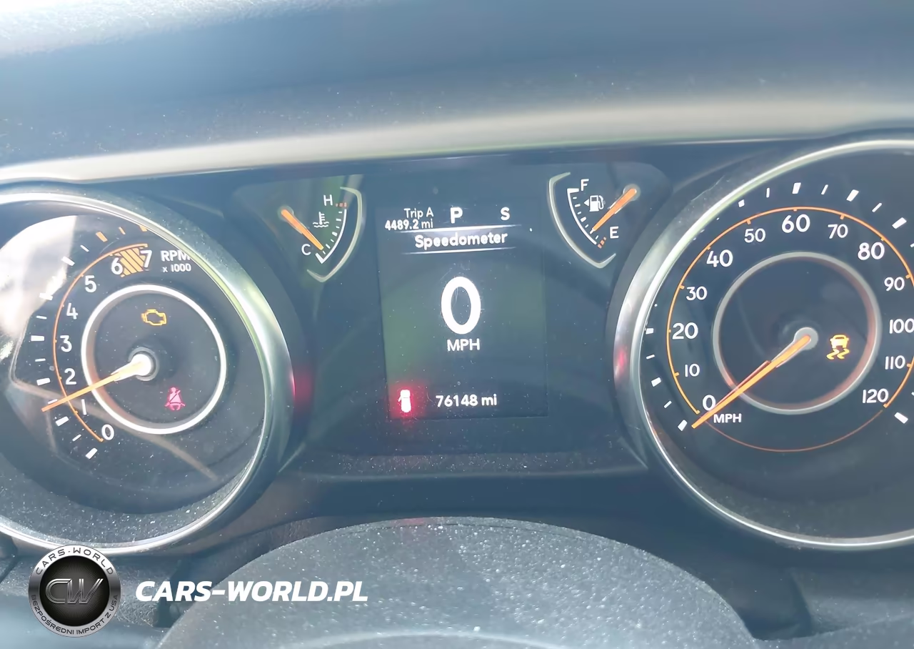 2020 Jeep Wrangler Unlimited Sport S 4X4 VIN:1C4HJXDN4LW165047 - 7