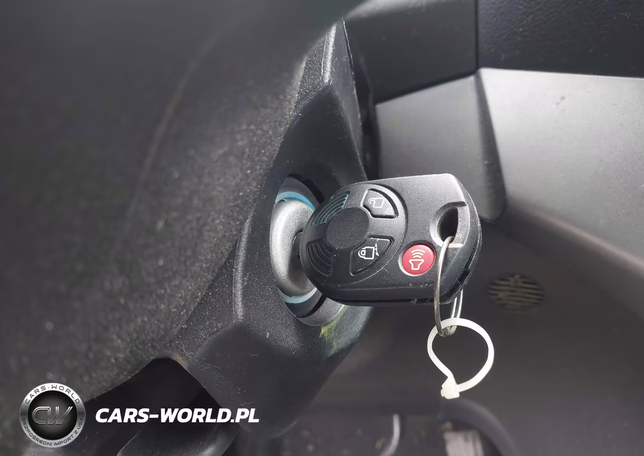 2018 Ford Escape S VIN:1FMCU0F7XJUD08398 - 11