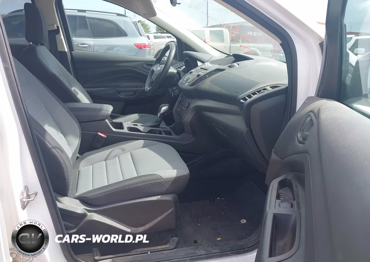 2018 Ford Escape S VIN:1FMCU0F7XJUD08398 - 5