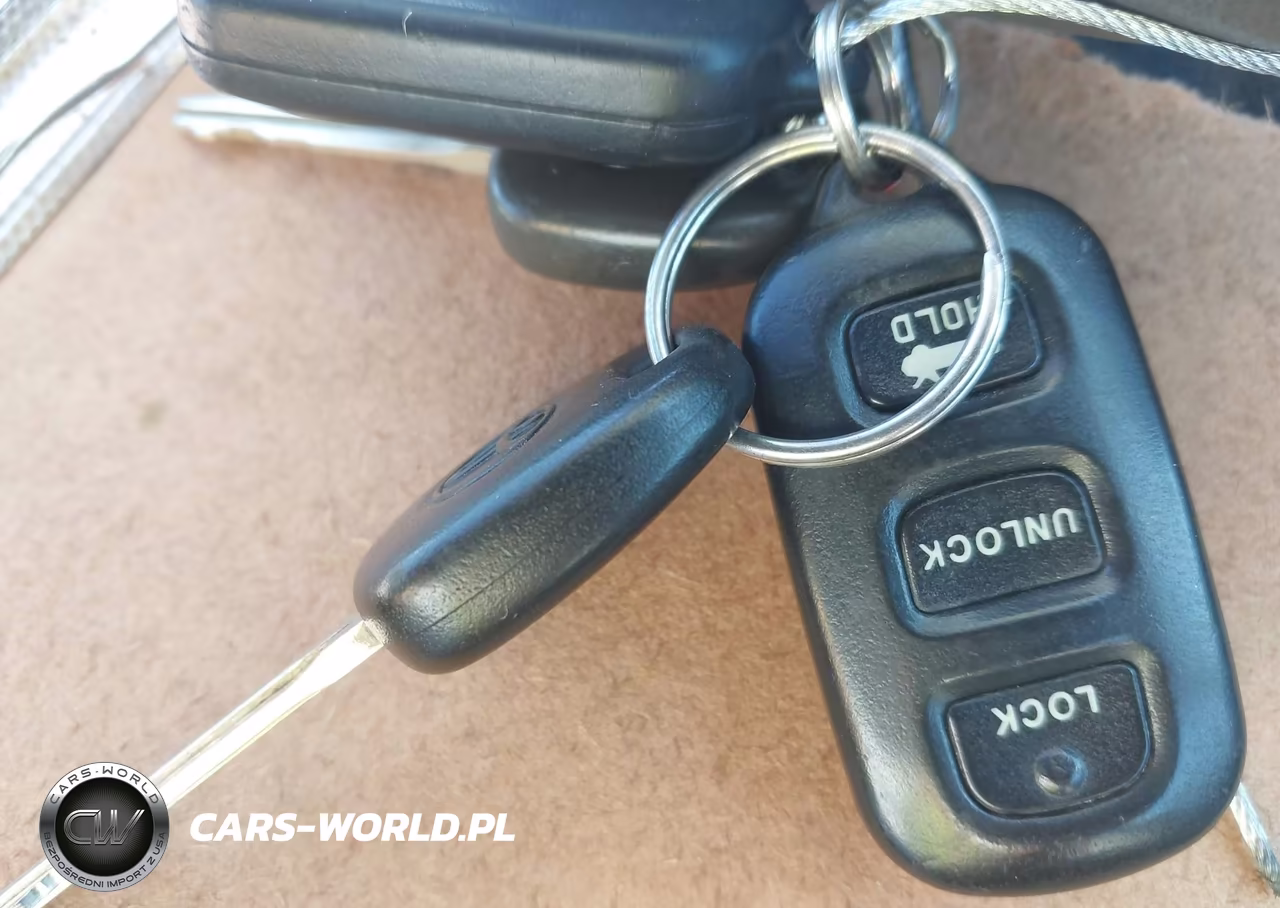 2004 Toyota Camry Xle VIN:4T1BE32K44U881161 - 11
