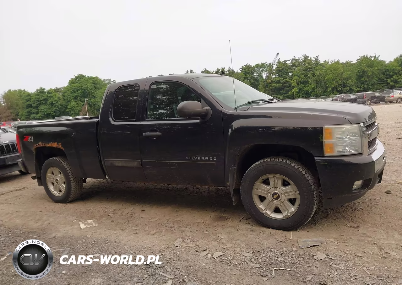 2012 Chevrolet Silverado VIN:1GCRKSE31BZ300421 - 13
