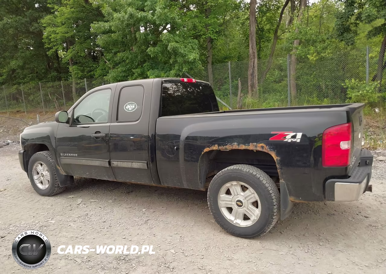 2012 Chevrolet Silverado VIN:1GCRKSE31BZ300421 - 14