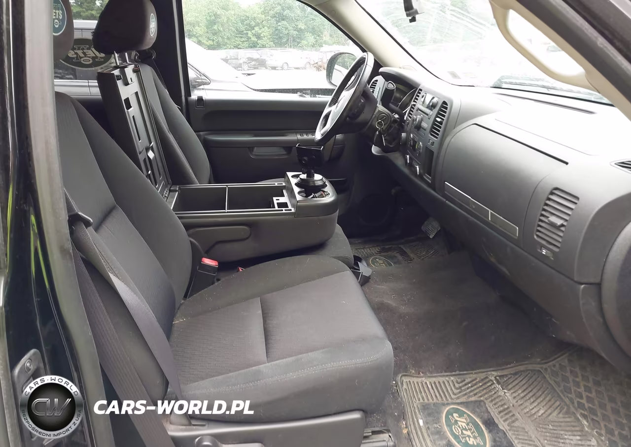 2012 Chevrolet Silverado VIN:1GCRKSE31BZ300421 - 5