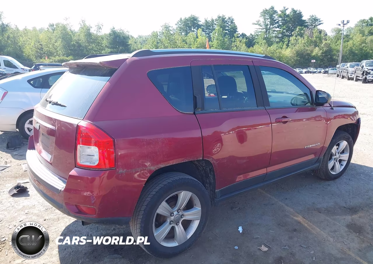 2014 Jeep Compass Sport VIN:1C4NJCBB8ED741676 - 4