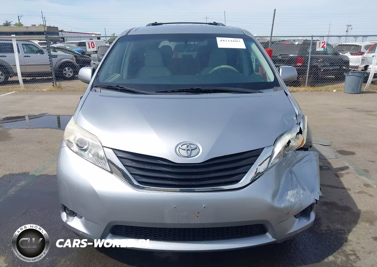 2013 Toyota Sienna Le V6 8 Passenger VIN:5TDKK3DC0DS303596 - 12