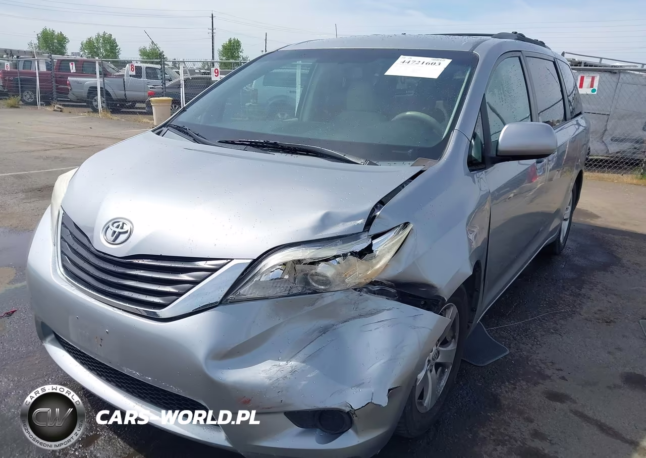 2013 Toyota Sienna Le V6 8 Passenger VIN:5TDKK3DC0DS303596 - 6