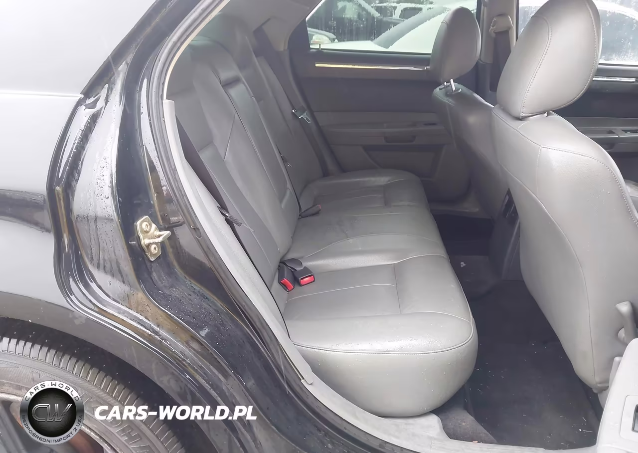 2005 Chrysler 300 Touring VIN:2C3JA53G85H625325 - 8