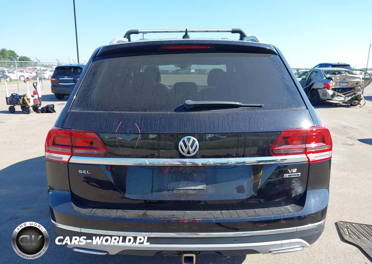 2018 Volkswagen Atlas 3.6L V6 Sel VIN:1V2MR2CA1JC545825 - 17