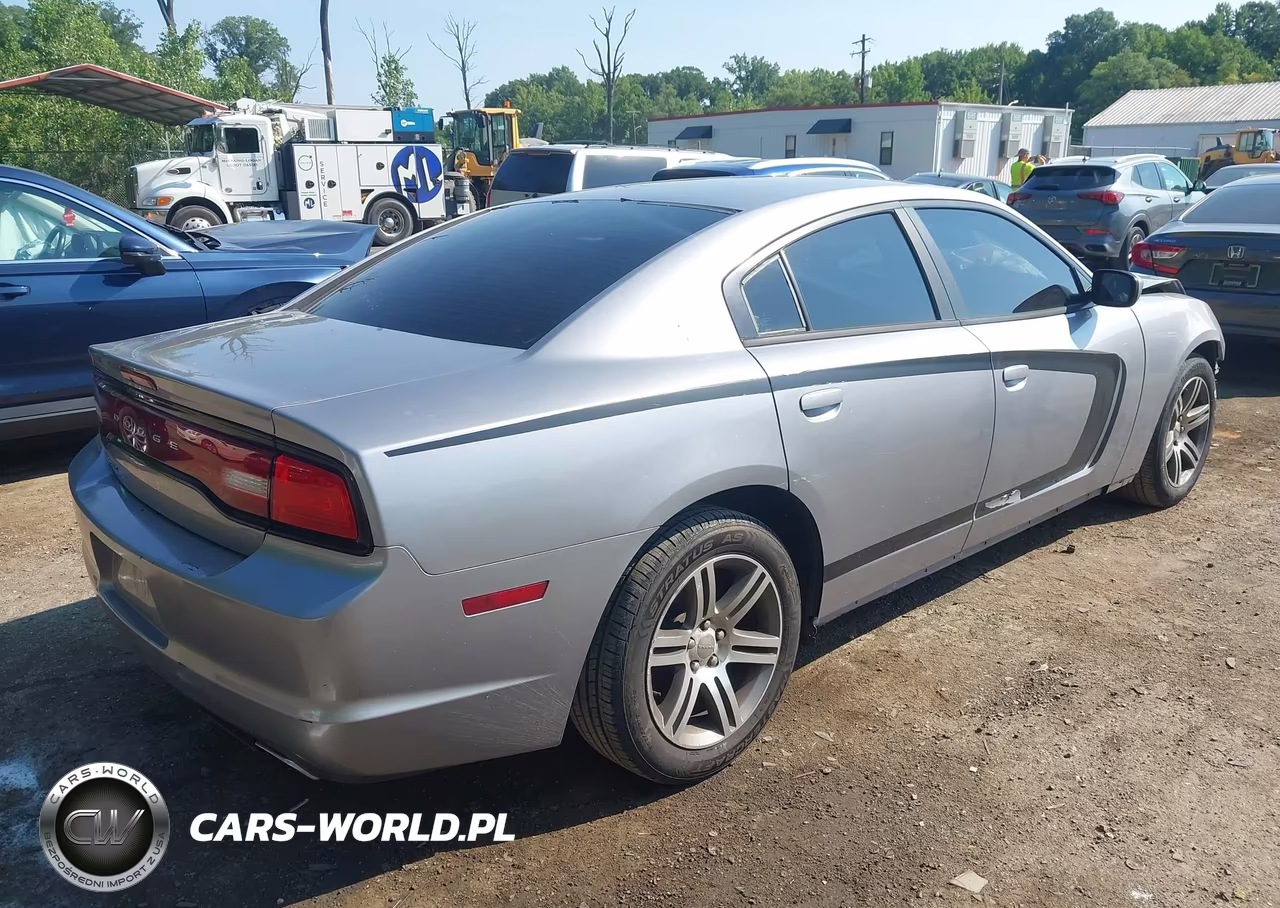 2013 Dodge Charger Se VIN:2C3CDXBG6DH640059 - 4