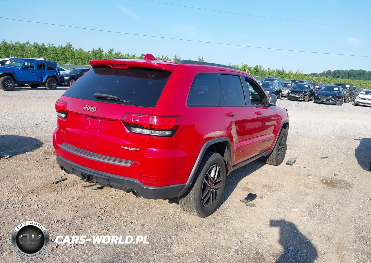 2017 Jeep Grand Cherokee Trailhawk VIN:1C4RJFLG1HC645234 - 4