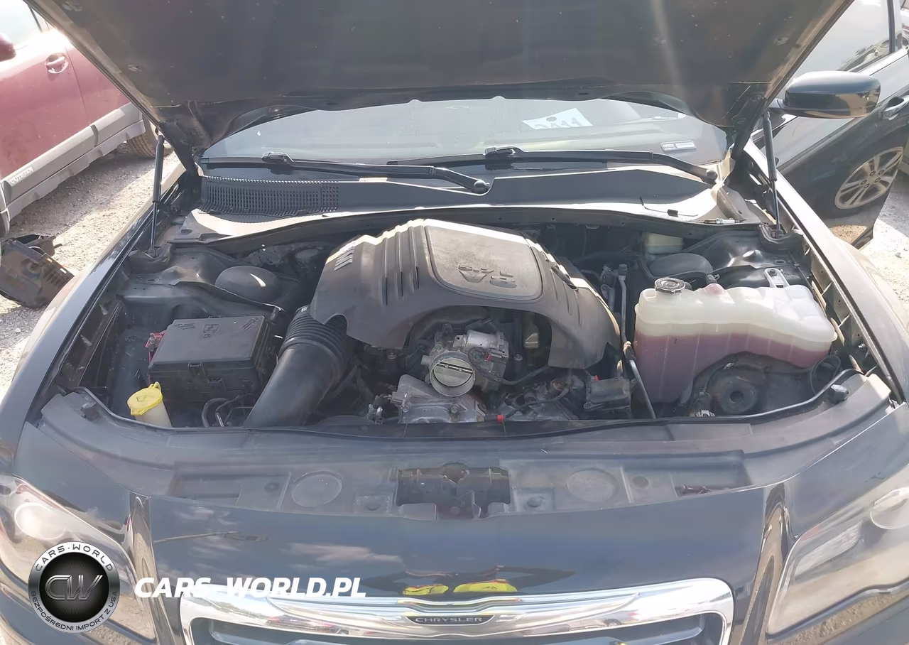 2013 Chrysler 300 S VIN:2C3CCABT0DH709518 - 10