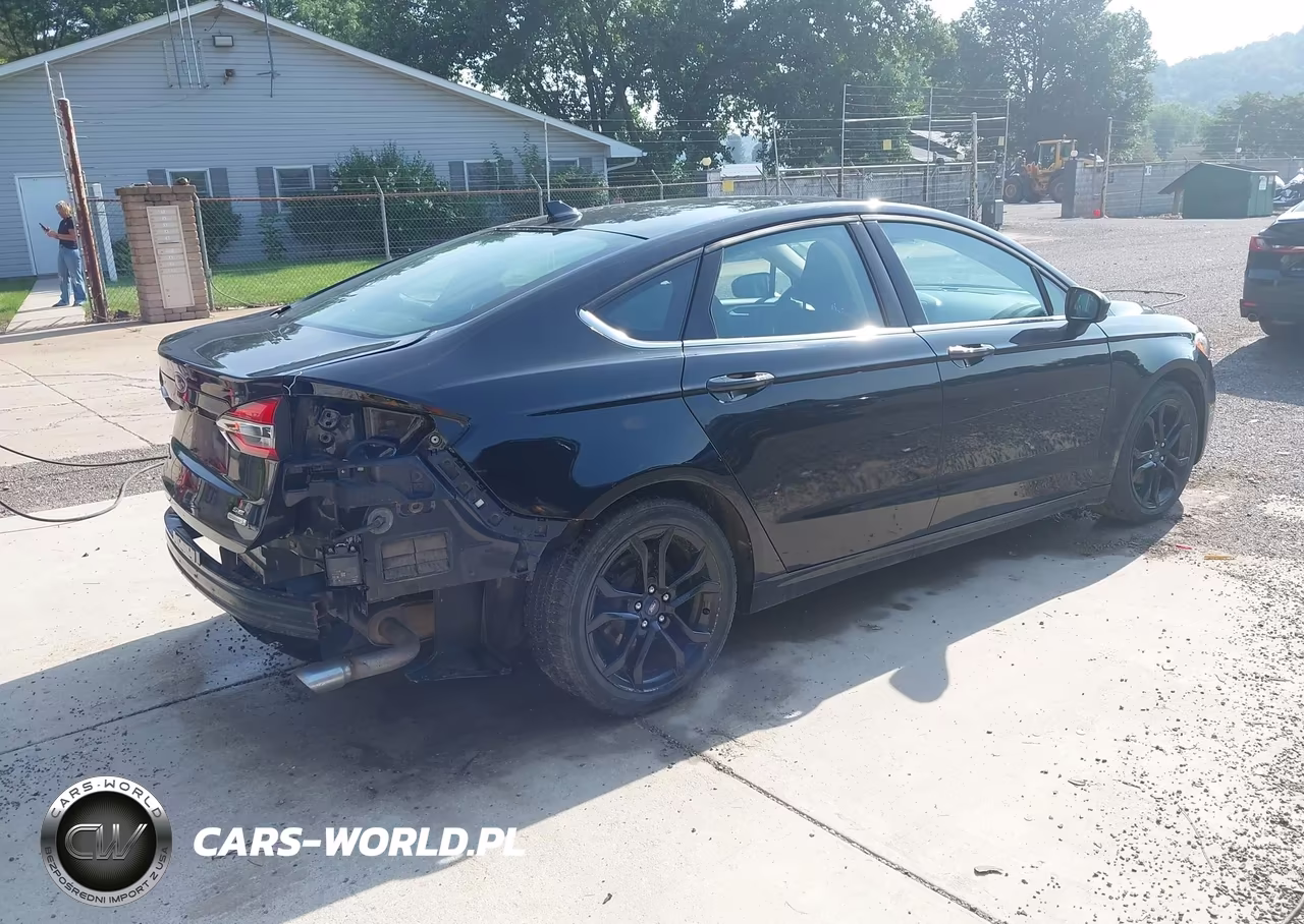 2019 Ford Fusion Se VIN:3FA6P0HD0KR248416 - 4