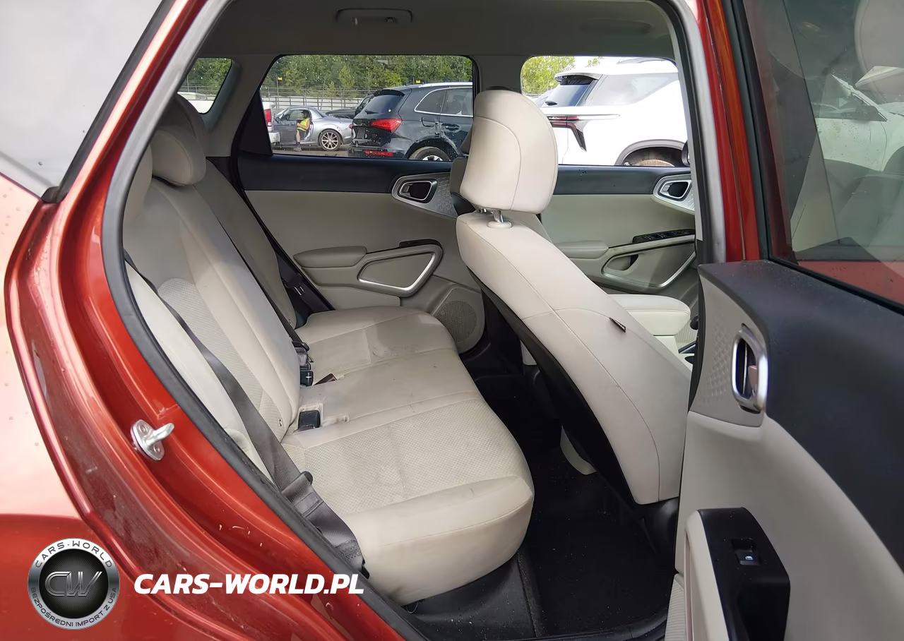 2020 Kia Soul Lx VIN:KNDJ23AU0L7107546 - 8