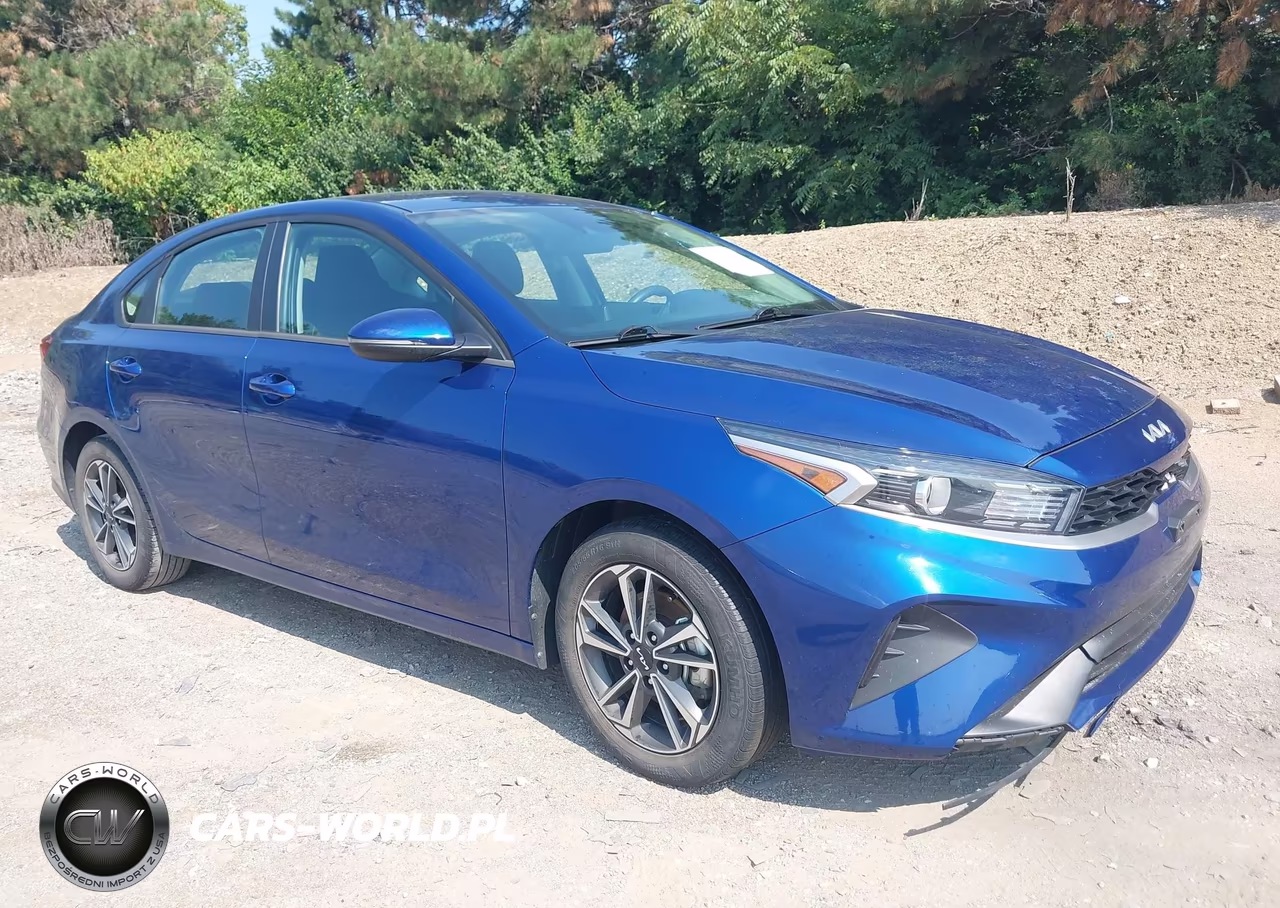 2024 Kia Forte Lxs – zdjęcie 1 z 12
