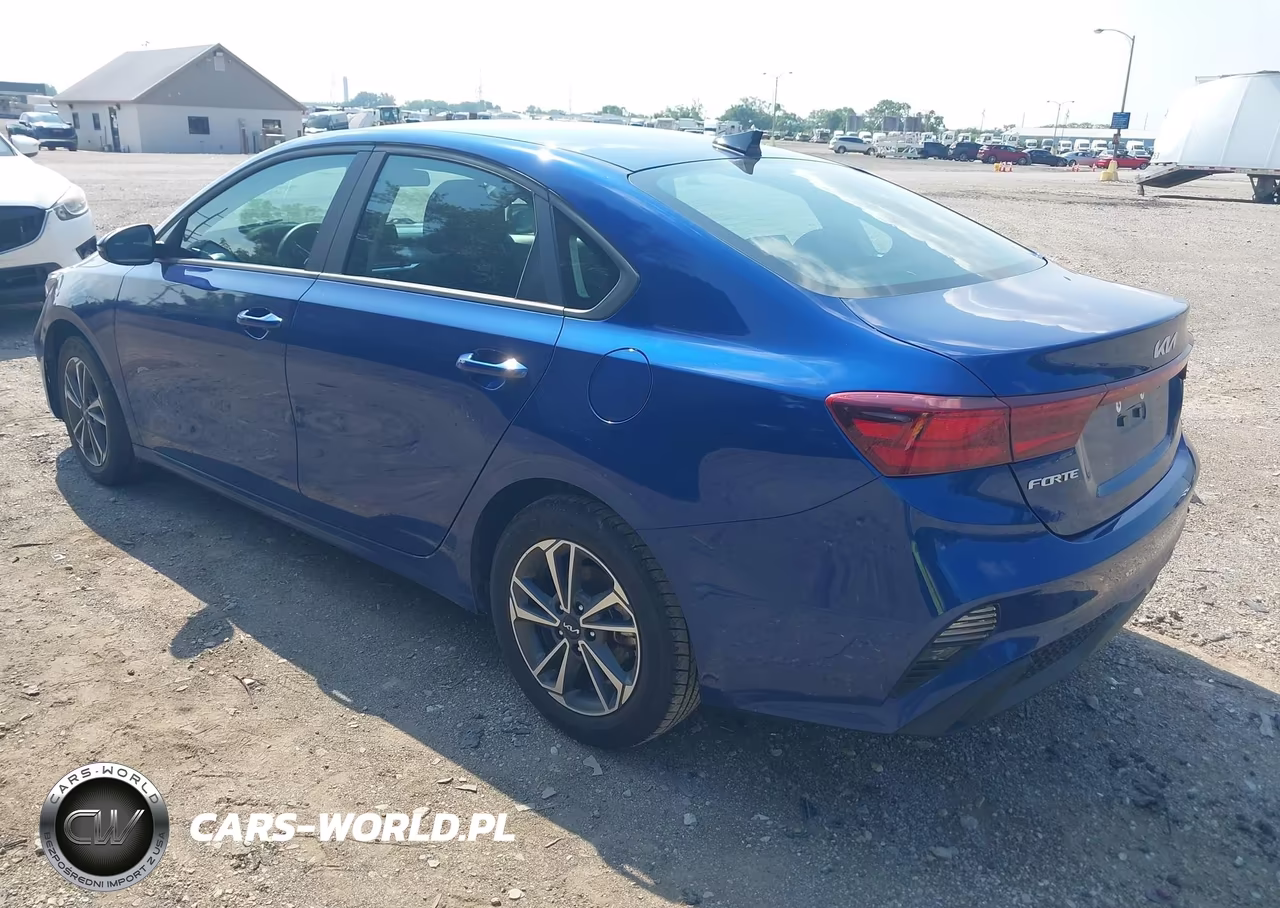 2024 Kia Forte Lxs VIN:3KPF24AD0RE715331 - 3