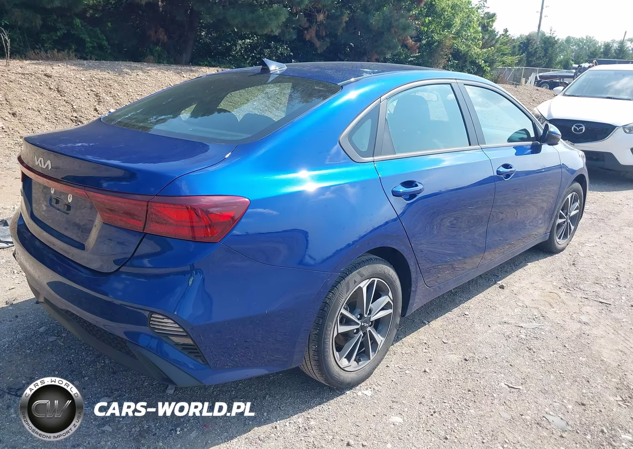 2024 Kia Forte Lxs VIN:3KPF24AD0RE715331 - 4