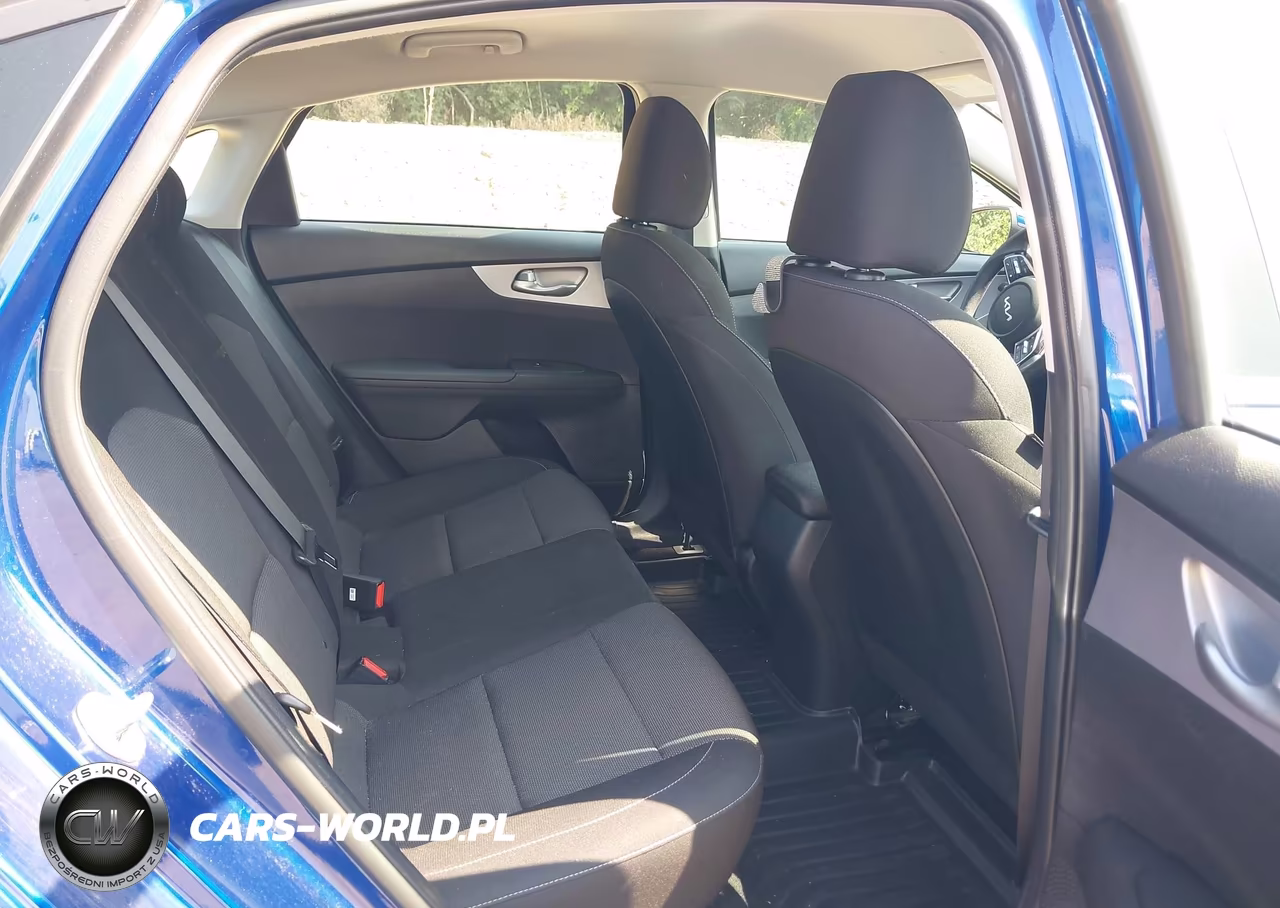 2024 Kia Forte Lxs VIN:3KPF24AD0RE715331 - 8