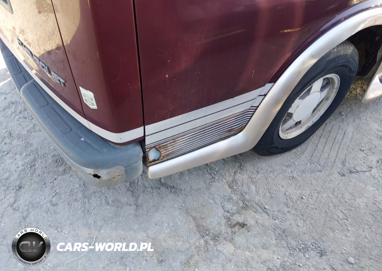 2000 Chevrolet Express Upfitter Pkg. VIN:1GBFG15R2Y1155677 - 16
