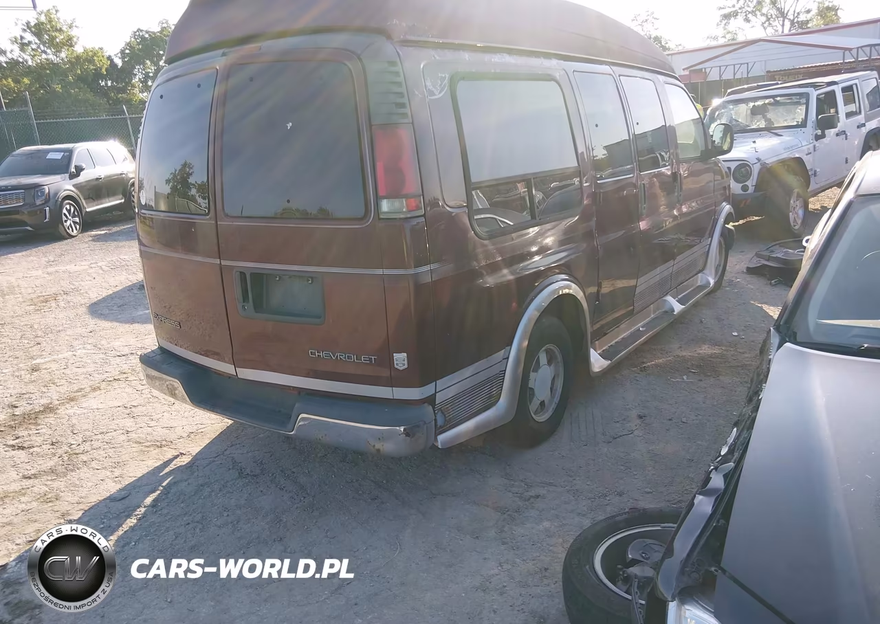 2000 Chevrolet Express Upfitter Pkg. VIN:1GBFG15R2Y1155677 - 4