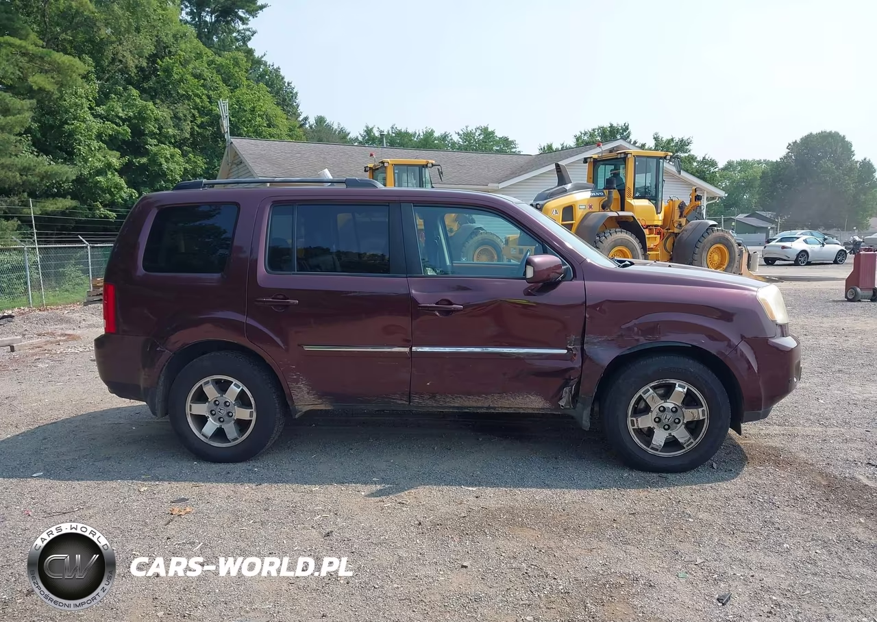 2011 Honda Pilot Touring VIN:5FNYF4H96BB042740 - 13