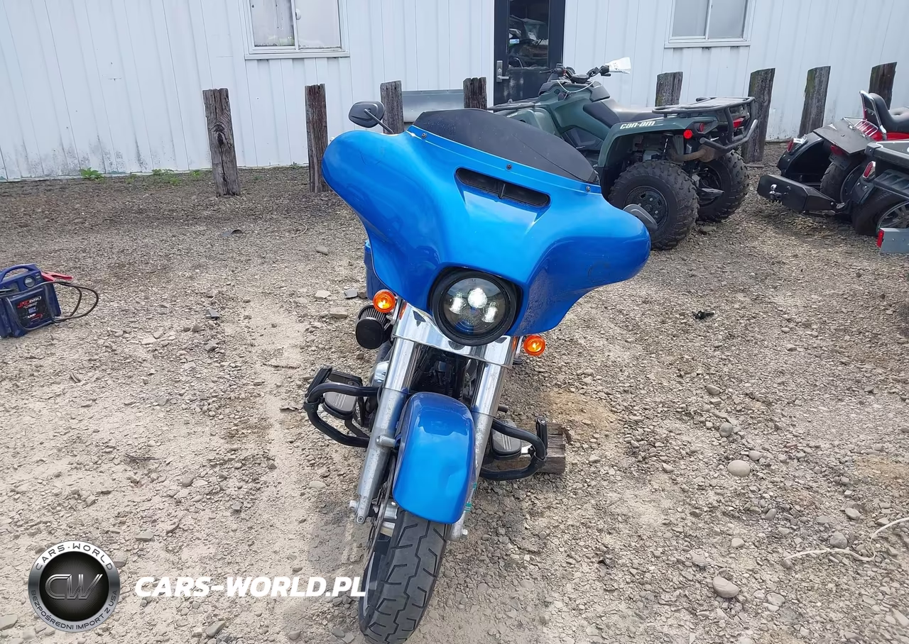 2018 Harley-Davidson Flhx Street Glide VIN:1HD1KBC12JB660138 - 5