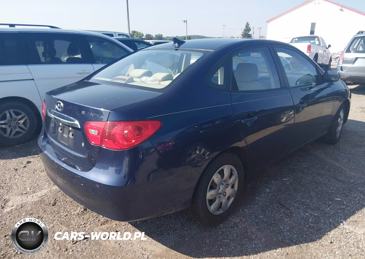 2010 Hyundai Elantra Gls VIN:KMHDU4AD2AU199766 - 4