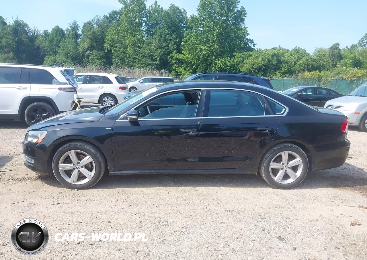 2014 Volkswagen Passat 1.8T Wolfsburg Edition VIN:1VWAT7A39EC039069 - 15