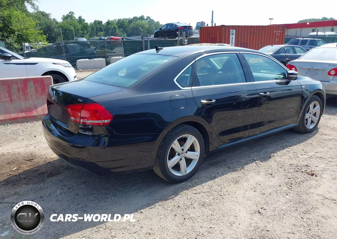 2014 Volkswagen Passat 1.8T Wolfsburg Edition VIN:1VWAT7A39EC039069 - 4