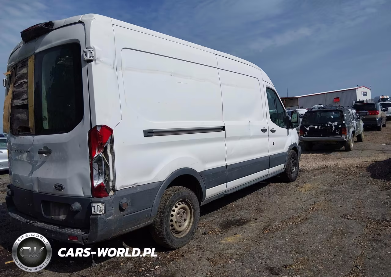 2018 Ford Transit-250 VIN:1FTYR2CG8JKB24813 - 4