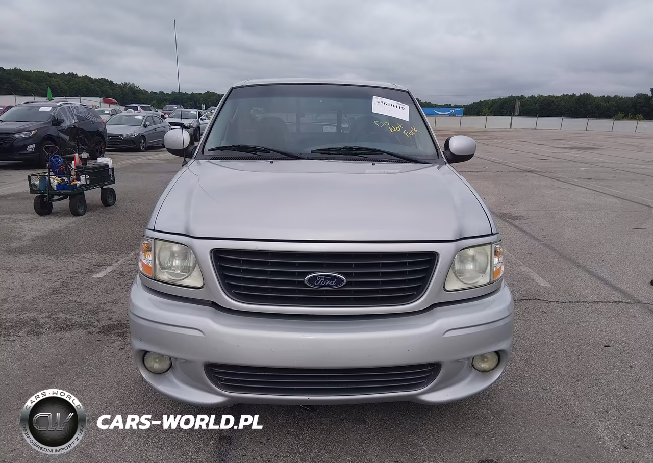 2002 Ford F-150 Lightning VIN:2FTZF07372CA52503 - 12