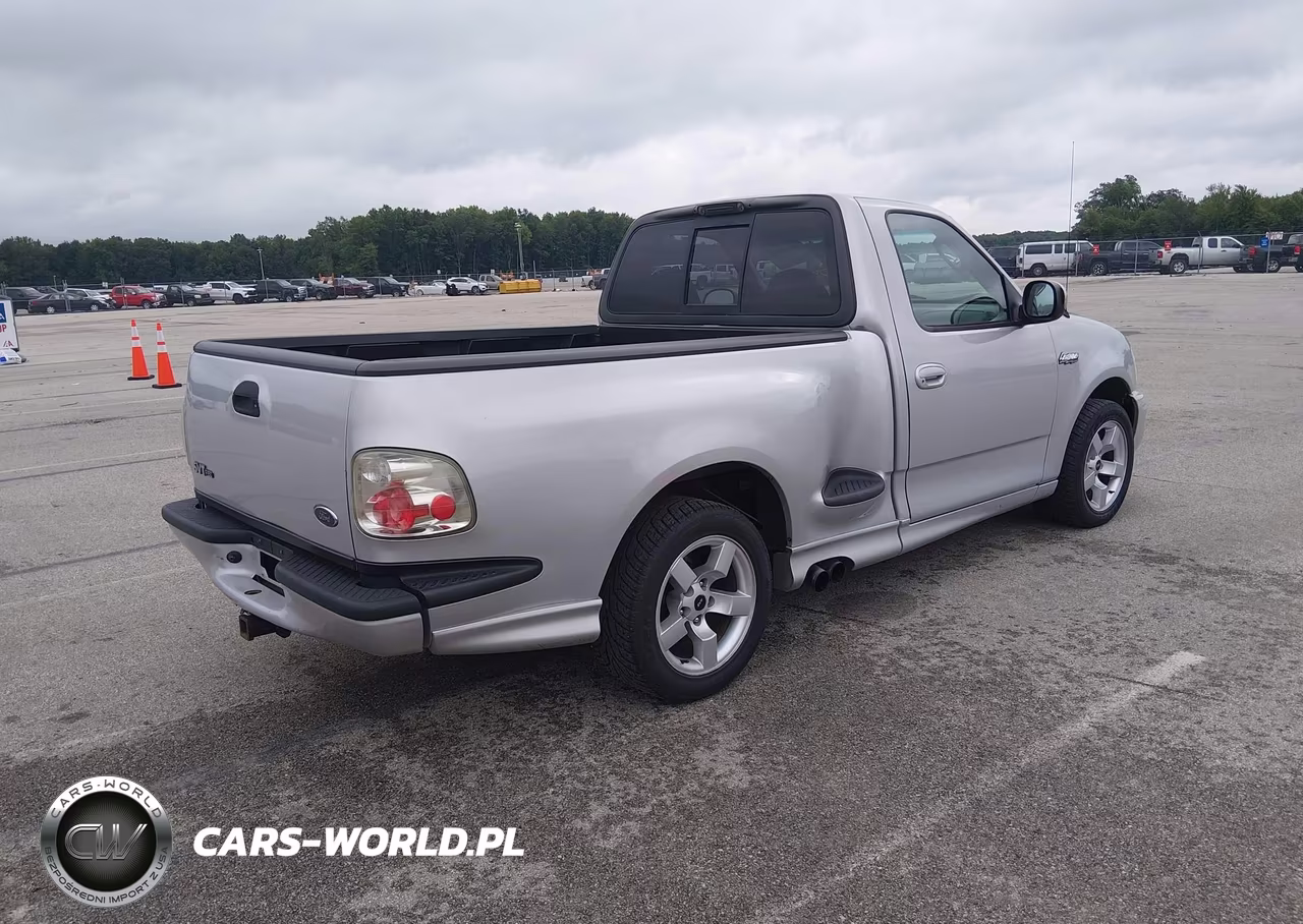 2002 Ford F-150 Lightning VIN:2FTZF07372CA52503 - 4