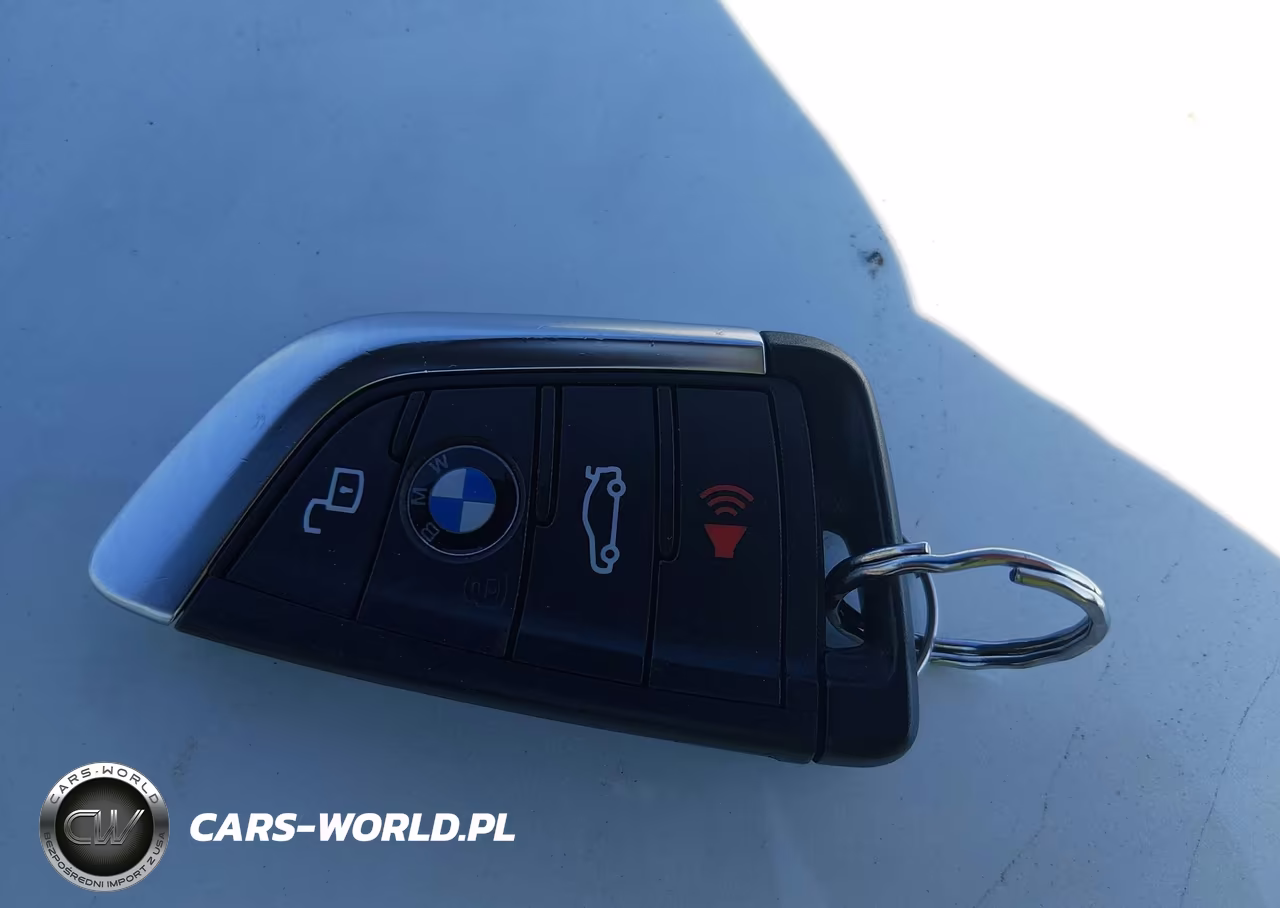 2021 BMW X3 xDrive30I VIN:5UXTY5C04M9F21496 - 11