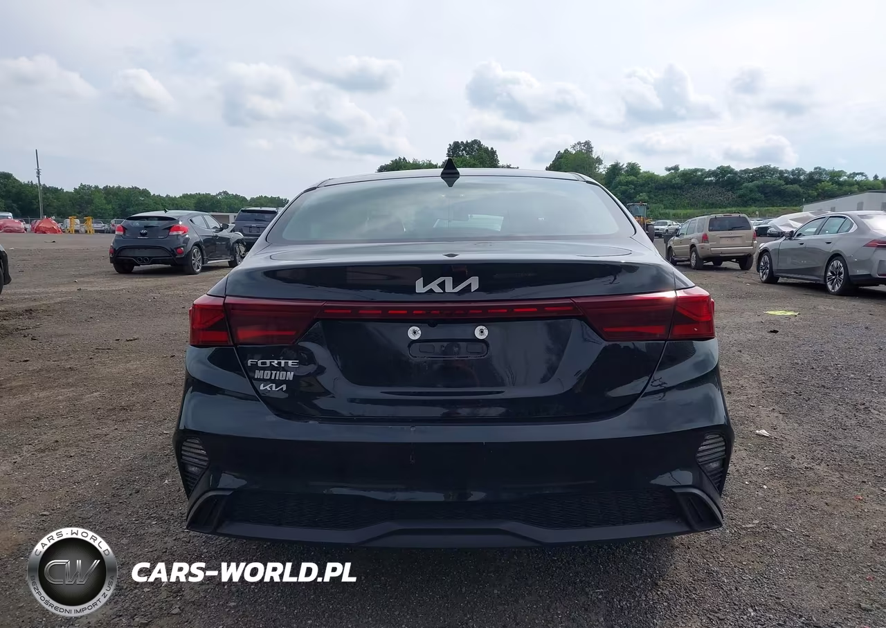 2022 Kia Forte Lxs VIN:3KPF24AD2NE446906 - 16