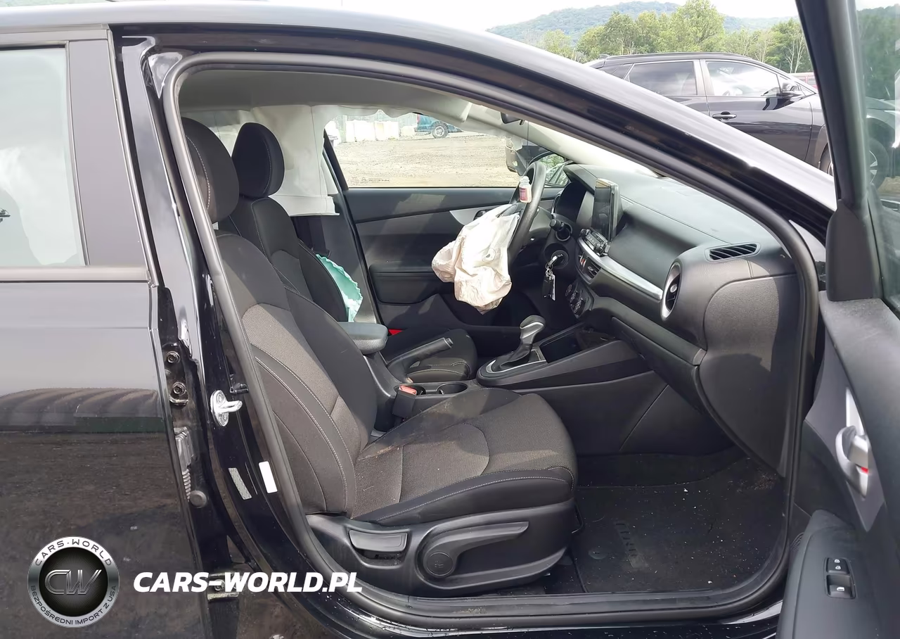 2022 Kia Forte Lxs VIN:3KPF24AD2NE446906 - 5