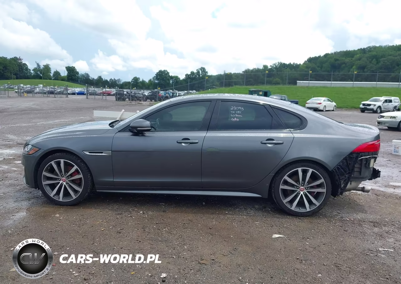 2017 Jaguar Xf S VIN:SAJBG4BV9HCY25079 - 14