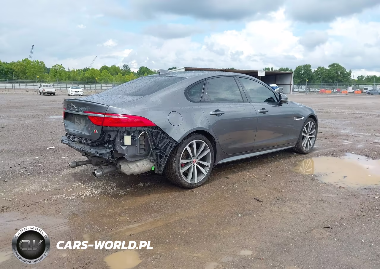 2017 Jaguar Xf S VIN:SAJBG4BV9HCY25079 - 4