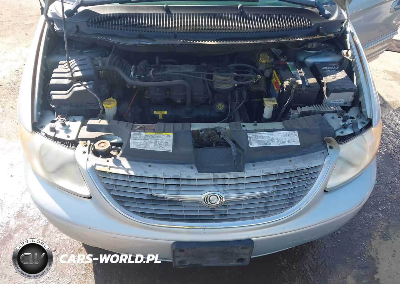 2002 Chrysler Town & Country Limited VIN:2C8GP64L62R628086 - 10