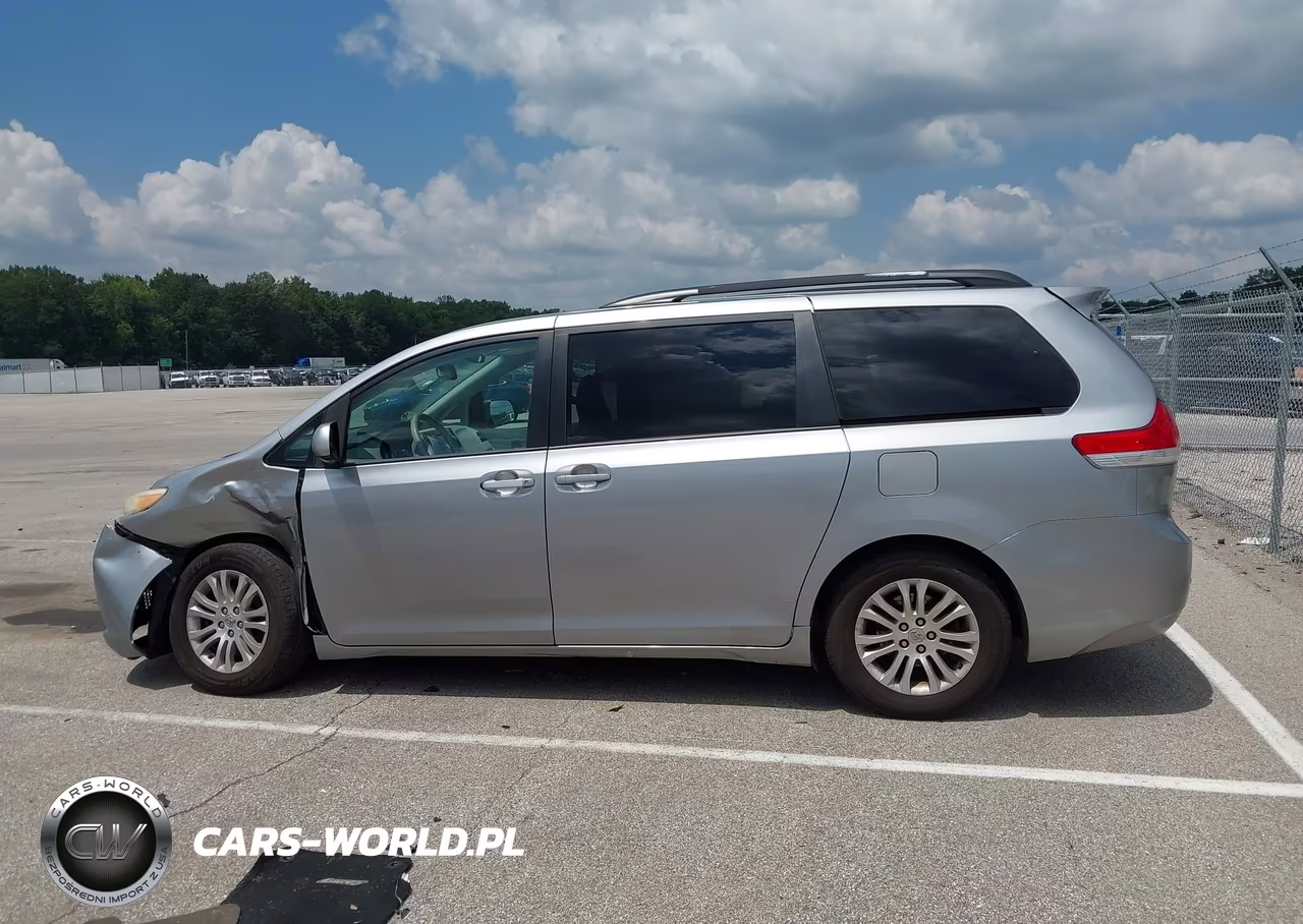 2013 Toyota Sienna Xle V6 8 Passenger VIN:5TDYK3DC4DS374228 - 15
