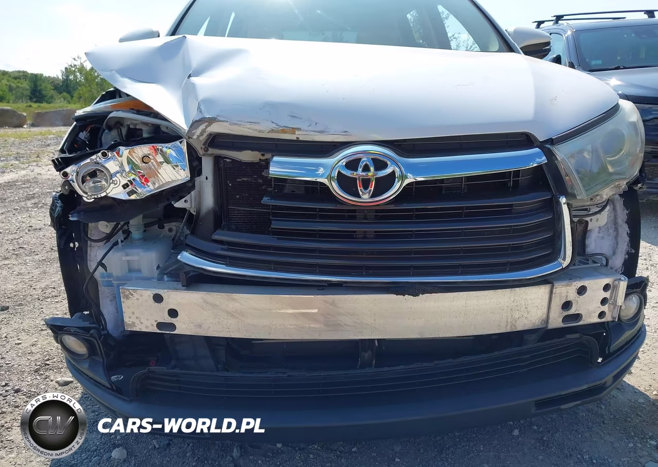 2015 Toyota Highlander Xle V6 VIN:5TDJKRFH2FS213036 - 19