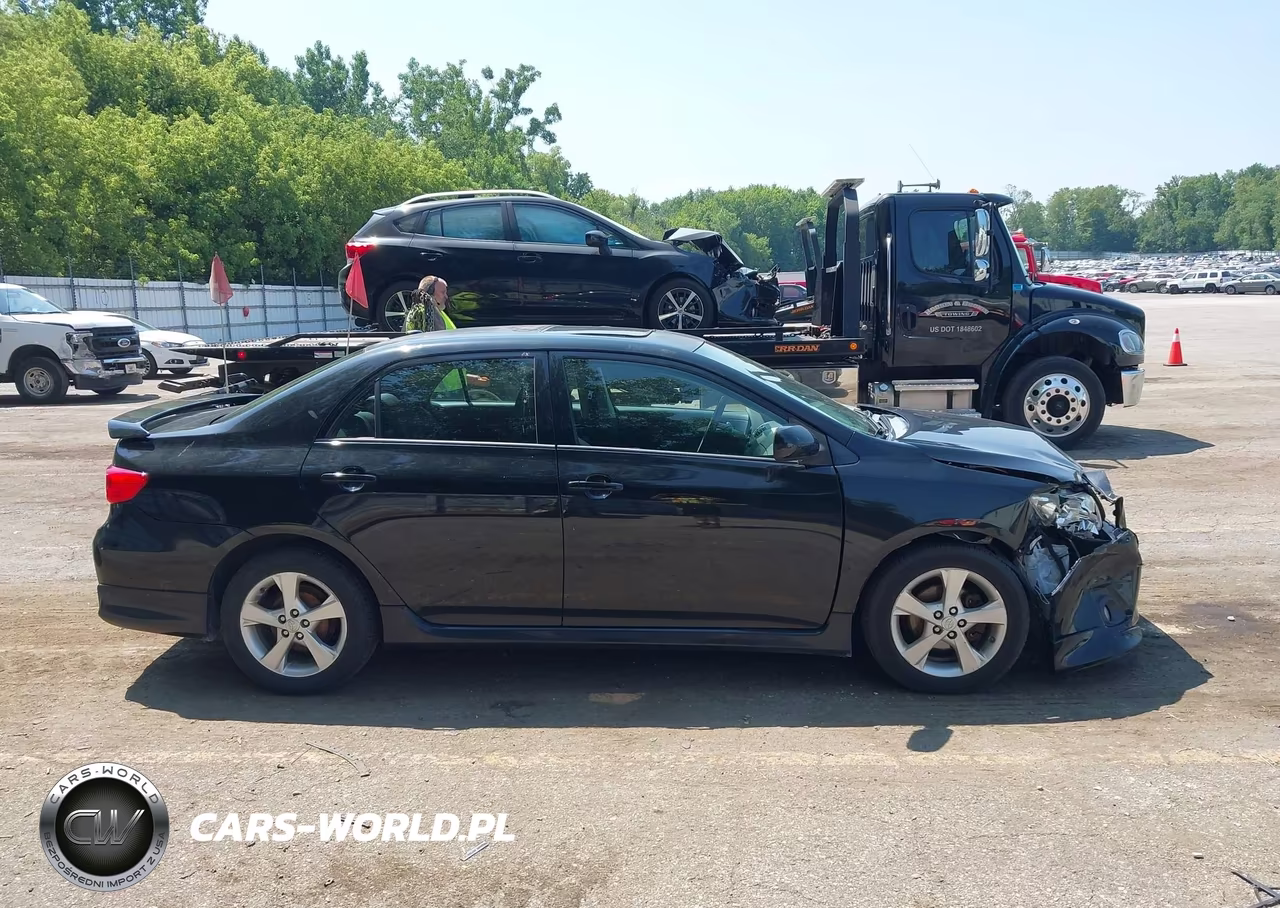 2011 Toyota Corolla S VIN:2T1BU4EE9BC577949 - 13