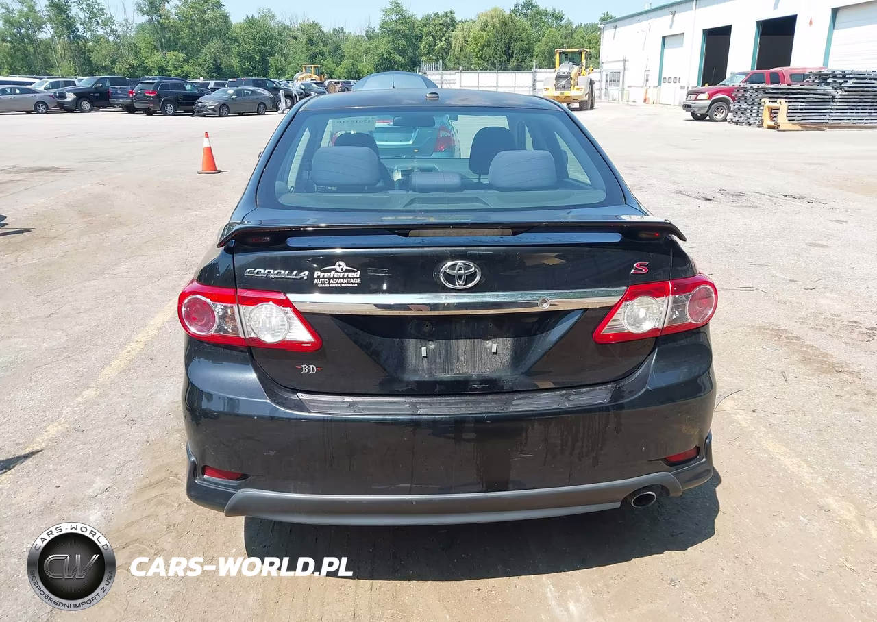 2011 Toyota Corolla S VIN:2T1BU4EE9BC577949 - 16